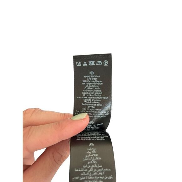 Hobbs London Black Boat Neck Embroidered Multicolor Star Sweater Size M Cosmic - Picture 9 of 11